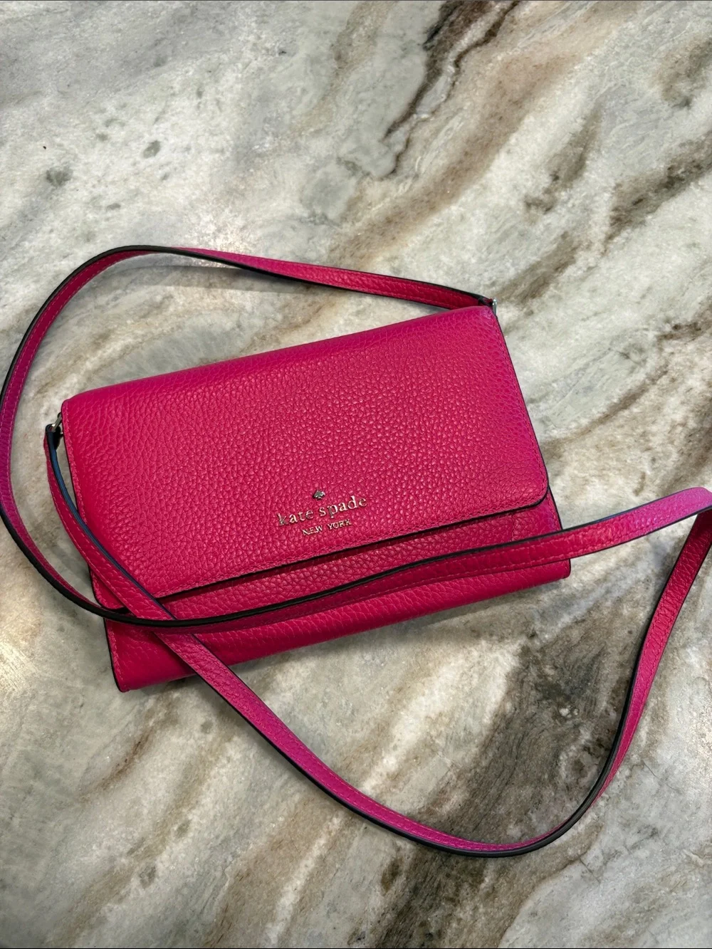 kate spade Harlow Pebbled Leather Crossbody Wallet in Pink Ruby